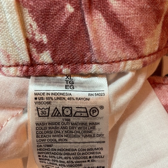 Pants - Picture 4 of 4